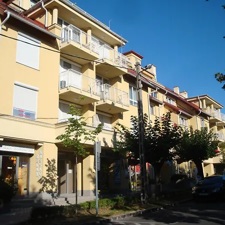 Апартаменты Holiv