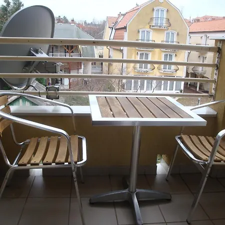 Апартаменты Holiv Хевиз